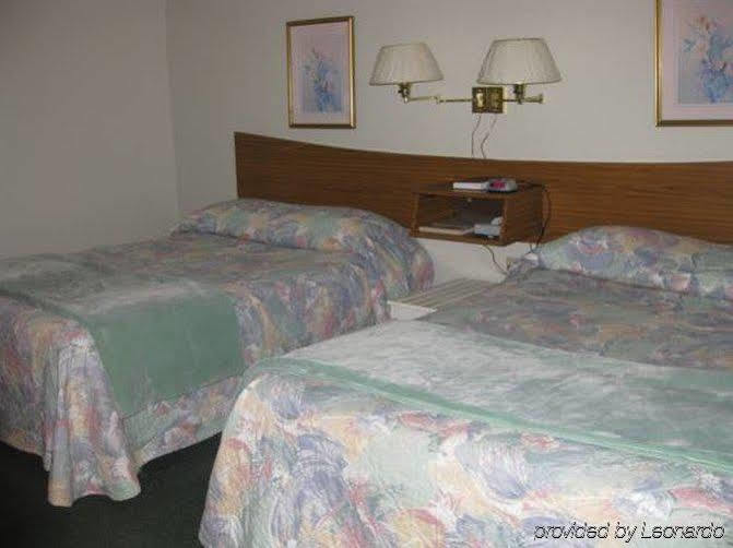 סאסקס Pinecone Motel מראה חיצוני תמונה